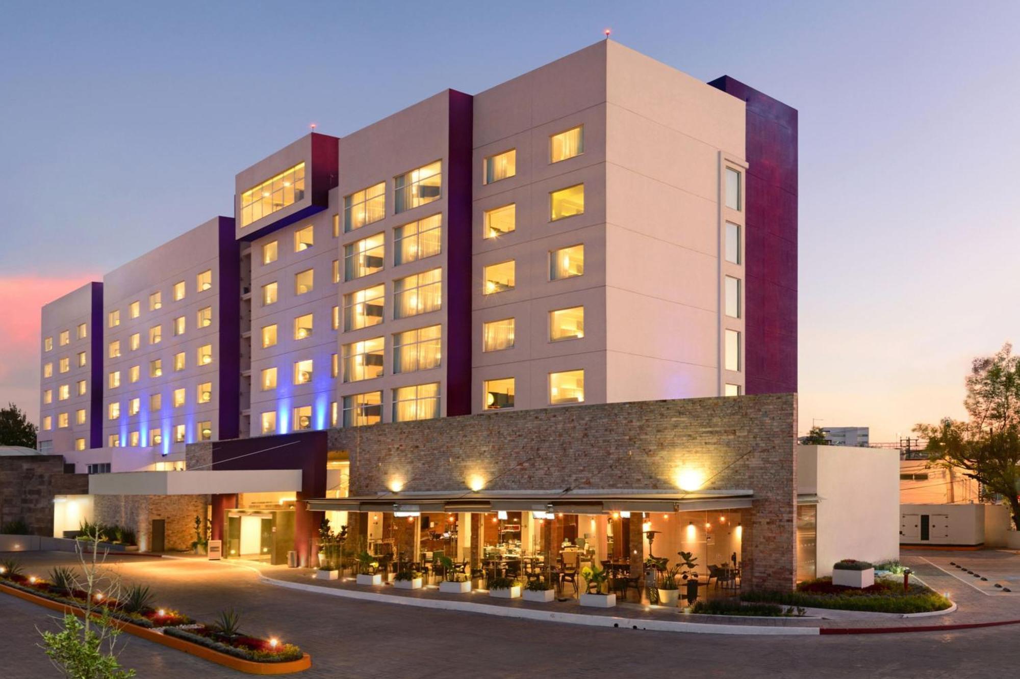 HS HOTSSON Hotel Heroica Puebla de Zaragoza Exterior foto